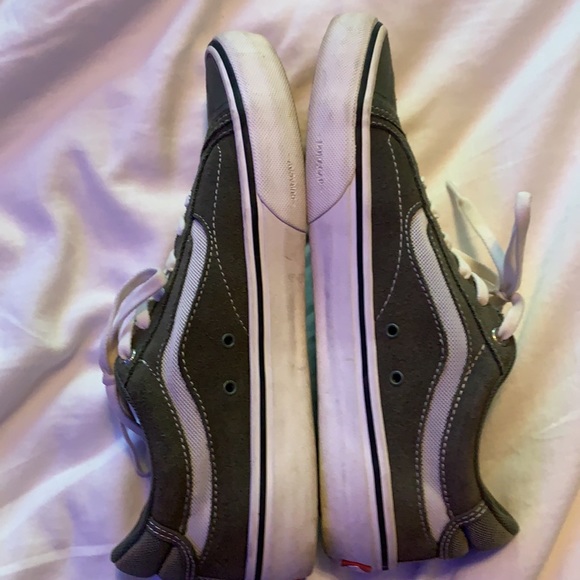 men’s vans - Picture 4 of 4